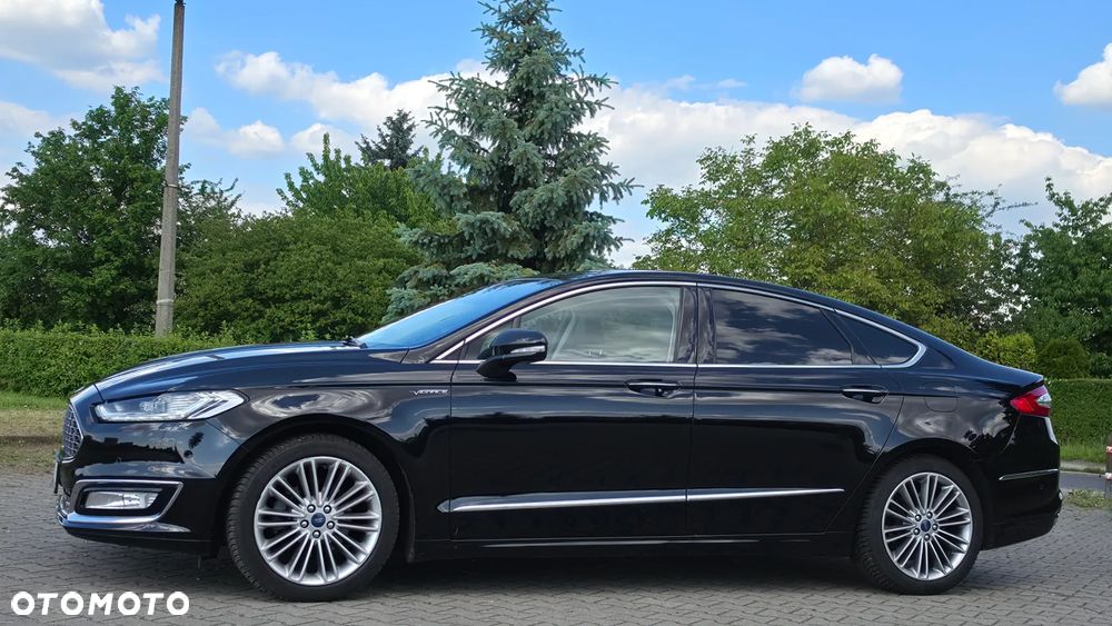 Ford Mondeo Vignale 2.0 Hybrid - 14
