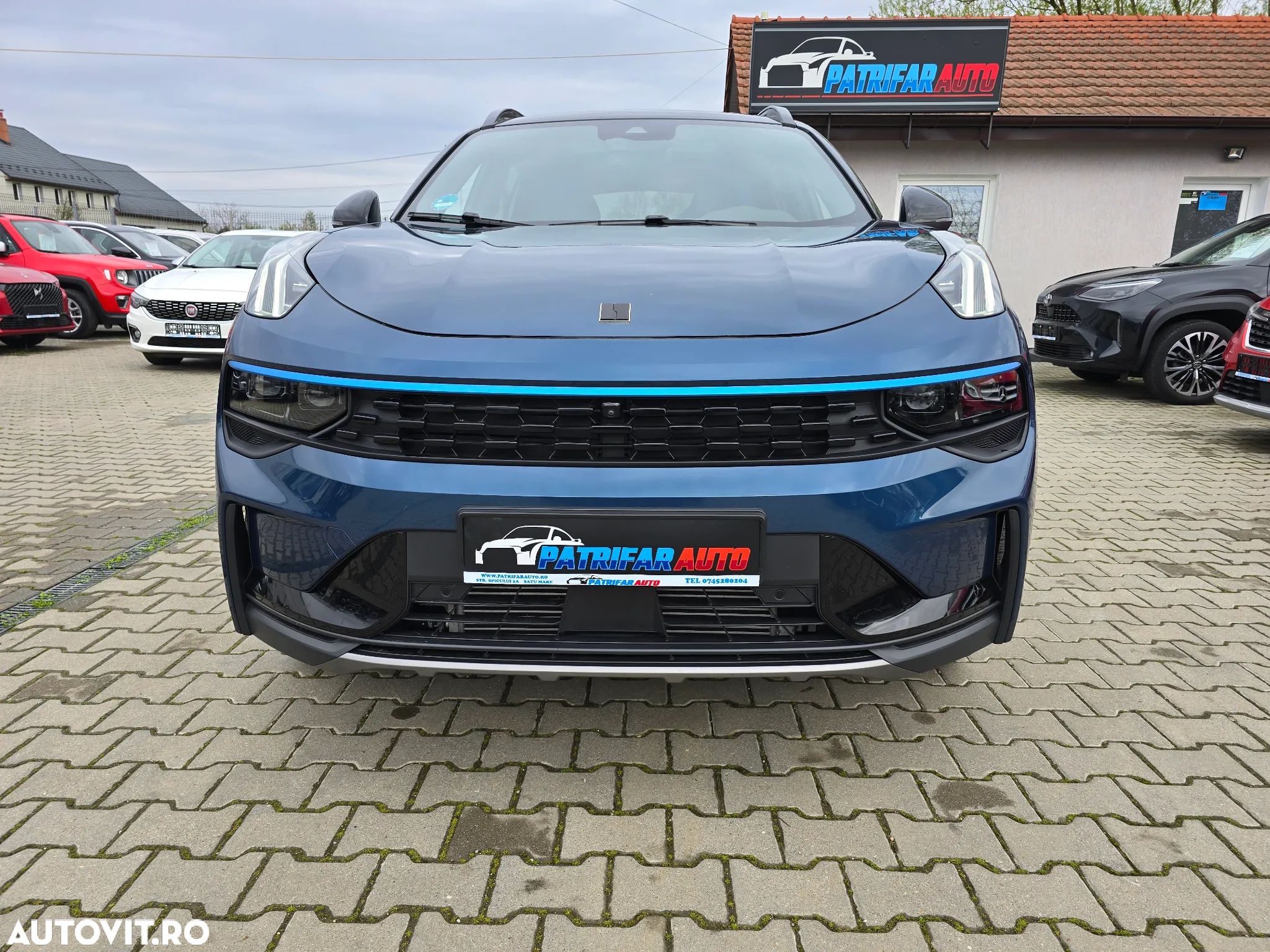 Lynk&Co 01 - 1