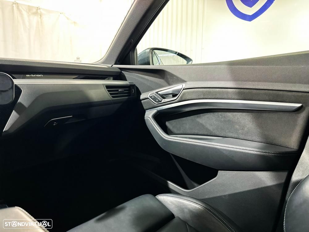 Audi e-tron 55 quattro S line - 18