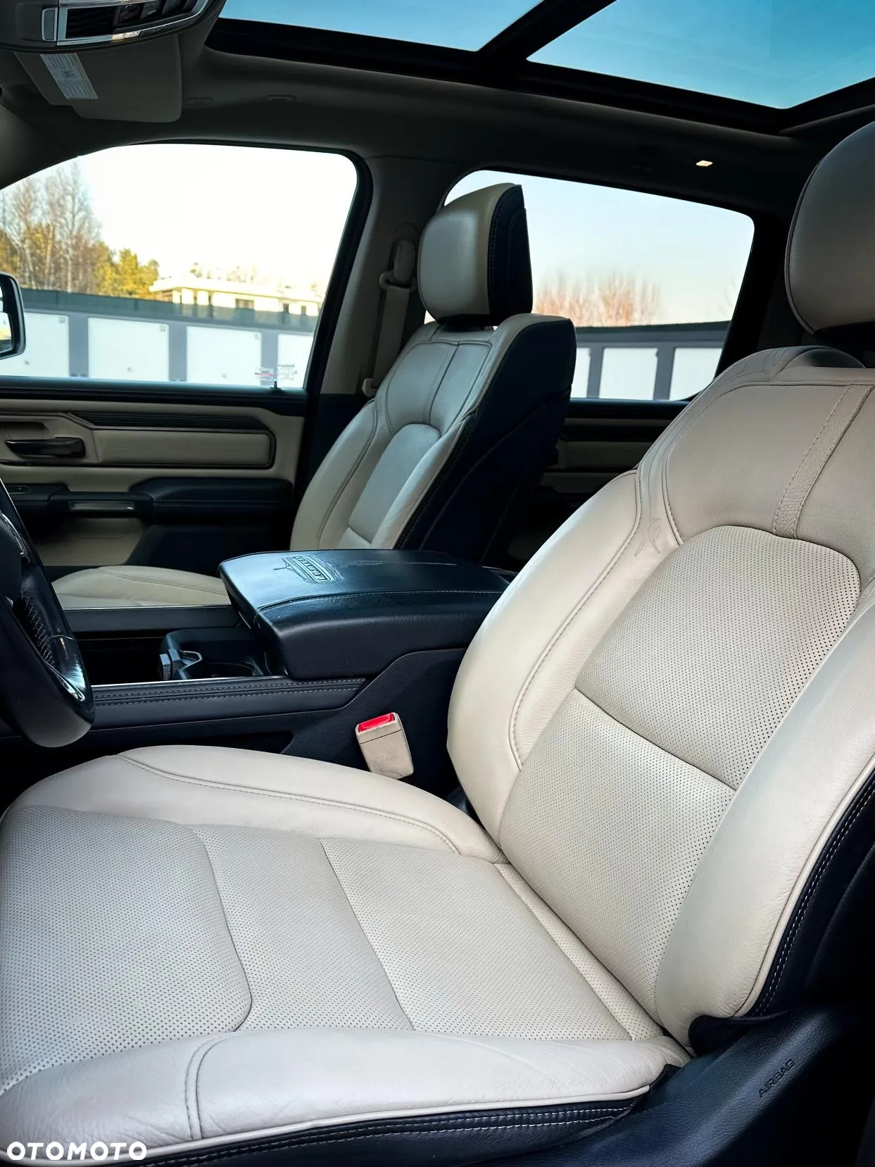 Dodge RAM 1500 5.7 4x4 - 3