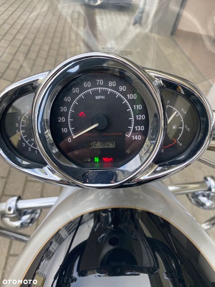 Harley-Davidson V-Rod Street Rod - 6