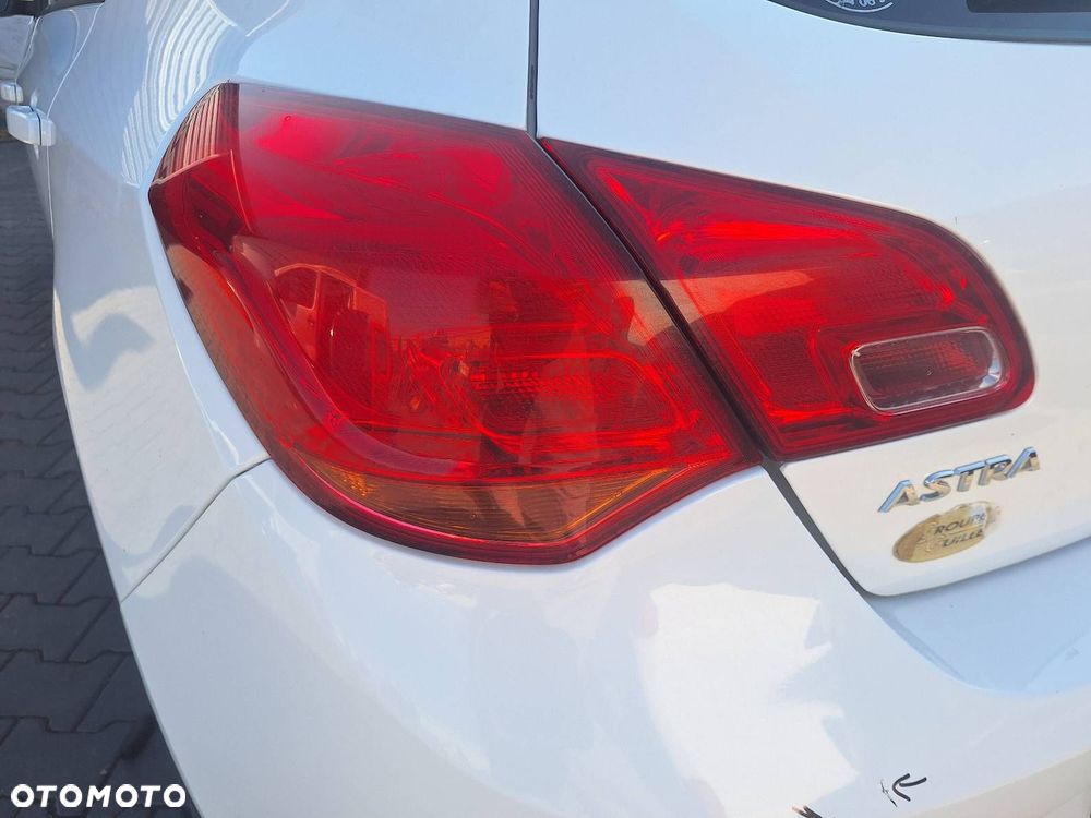 KOMPLETNY TYŁ OPEL ASTRA J Z40R ZDERZAK TYŁ KLAPA BAGAŻNIKA LAMPY TYŁ - 12
