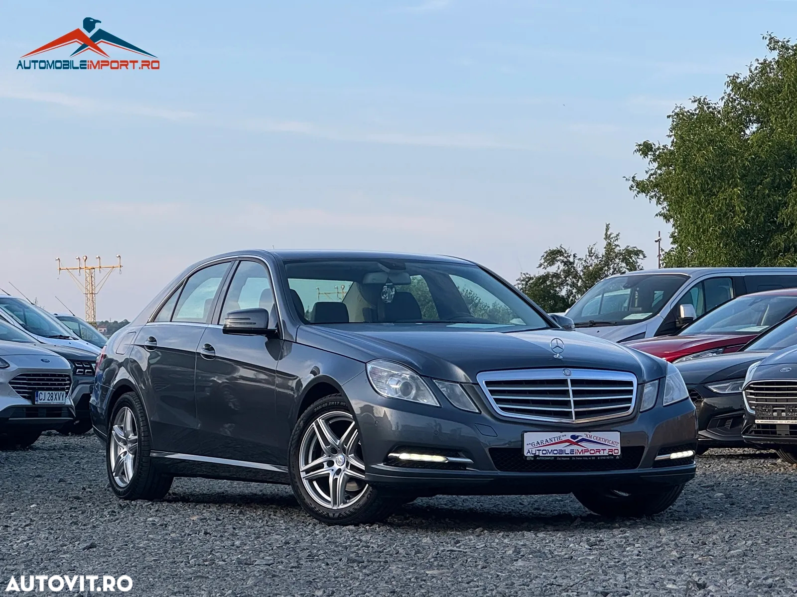 Mercedes-Benz E 200 BlueTEC 7G-TRONIC Elegance - 4