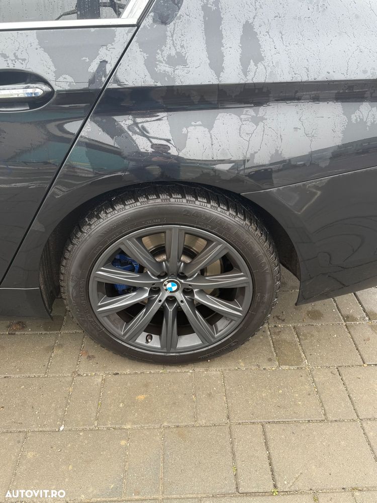 BMW Seria 5 530i xDrive AT - 4