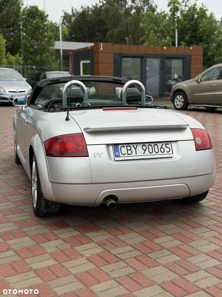 Audi TT Roadster - 4