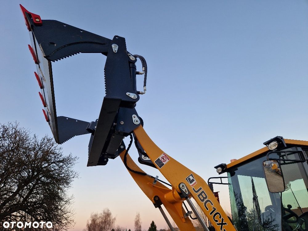 JCB 1CX - 7