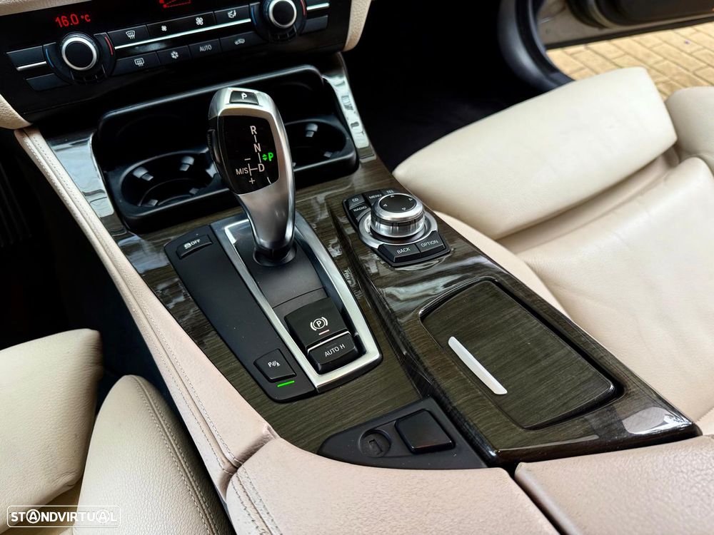 BMW 530 d Auto - 33