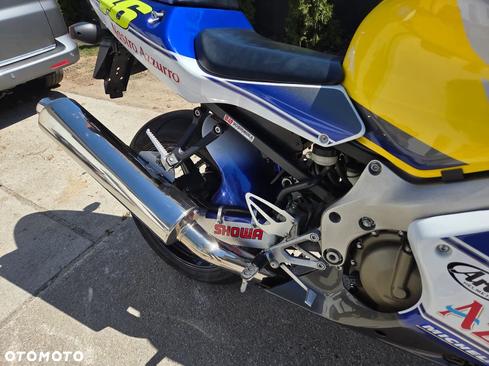 Honda CBR - 6