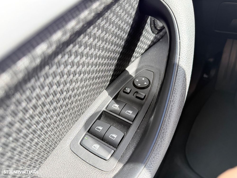 BMW X1 16 d sDrive Auto - 26