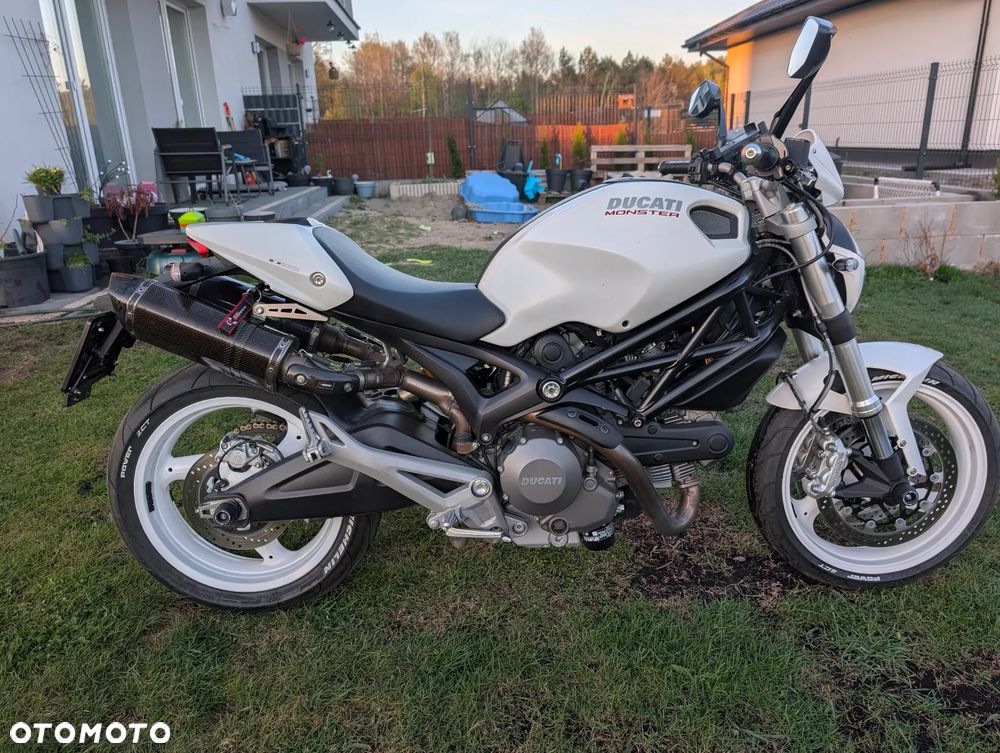 Ducati Monster - 2