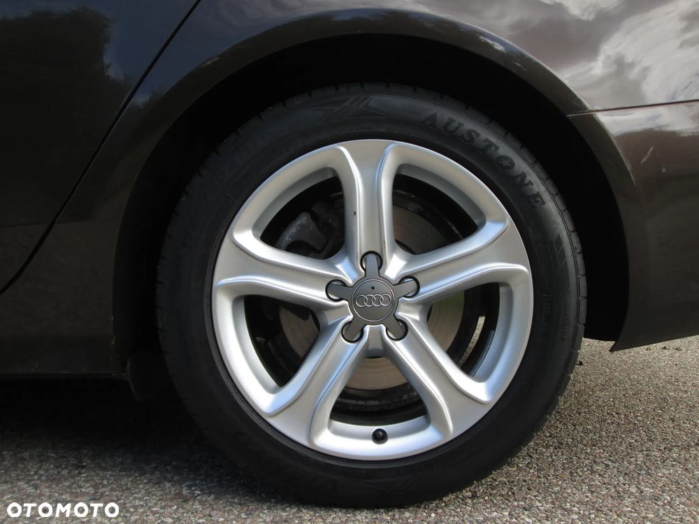Audi A4 Avant 2.0 TDI DPF Ambition - 11