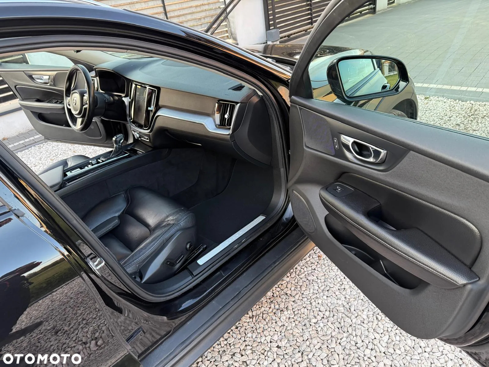 Volvo V60 Cross Country Pro T5 AWD - 15