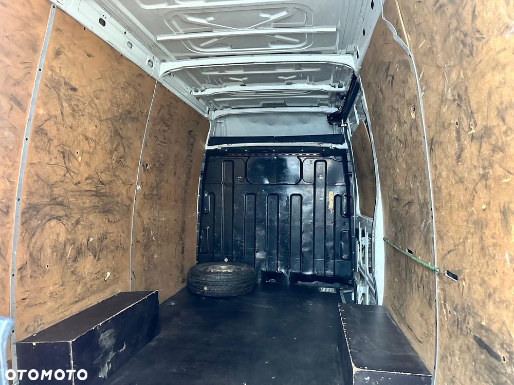 Iveco Daily 3.0 L2H2 - 15