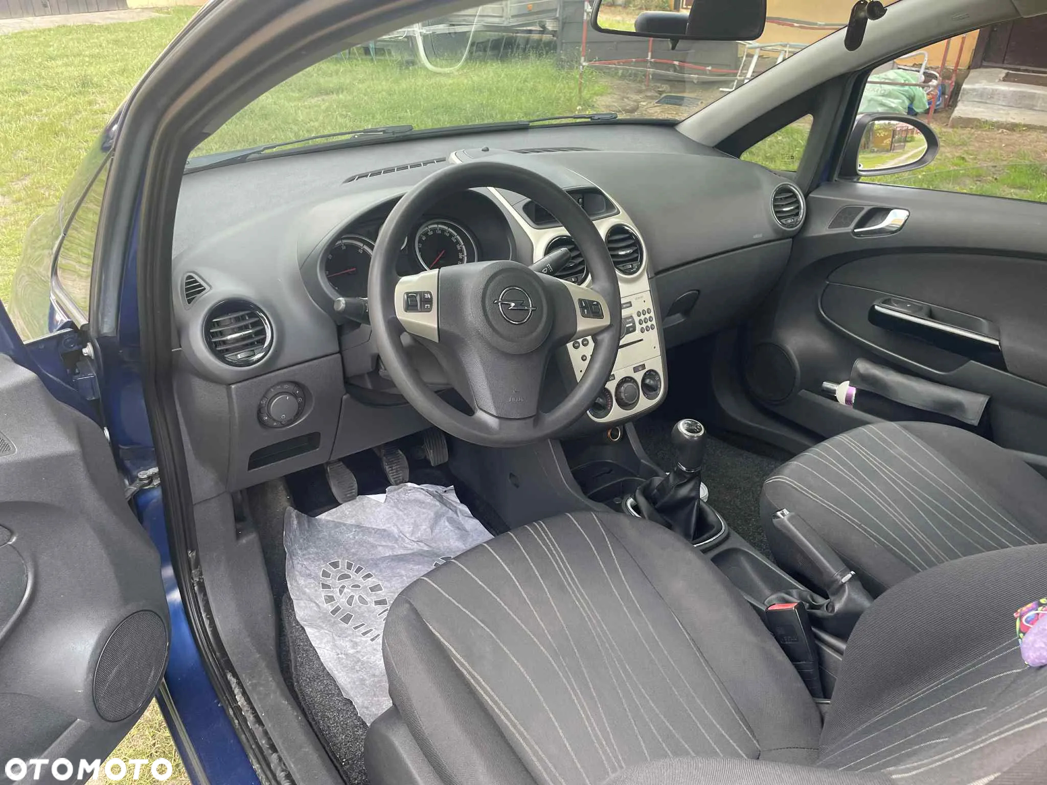 Opel Corsa - 4