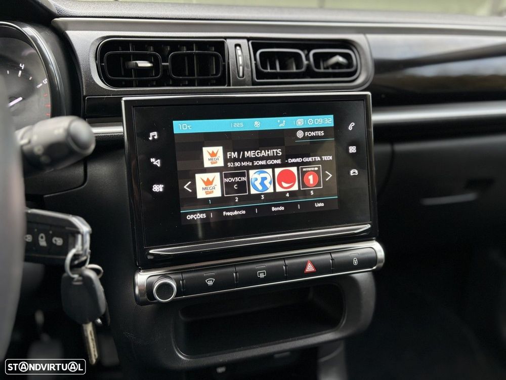 Citroën C3 1.2 PureTech Feel — fotografia 12