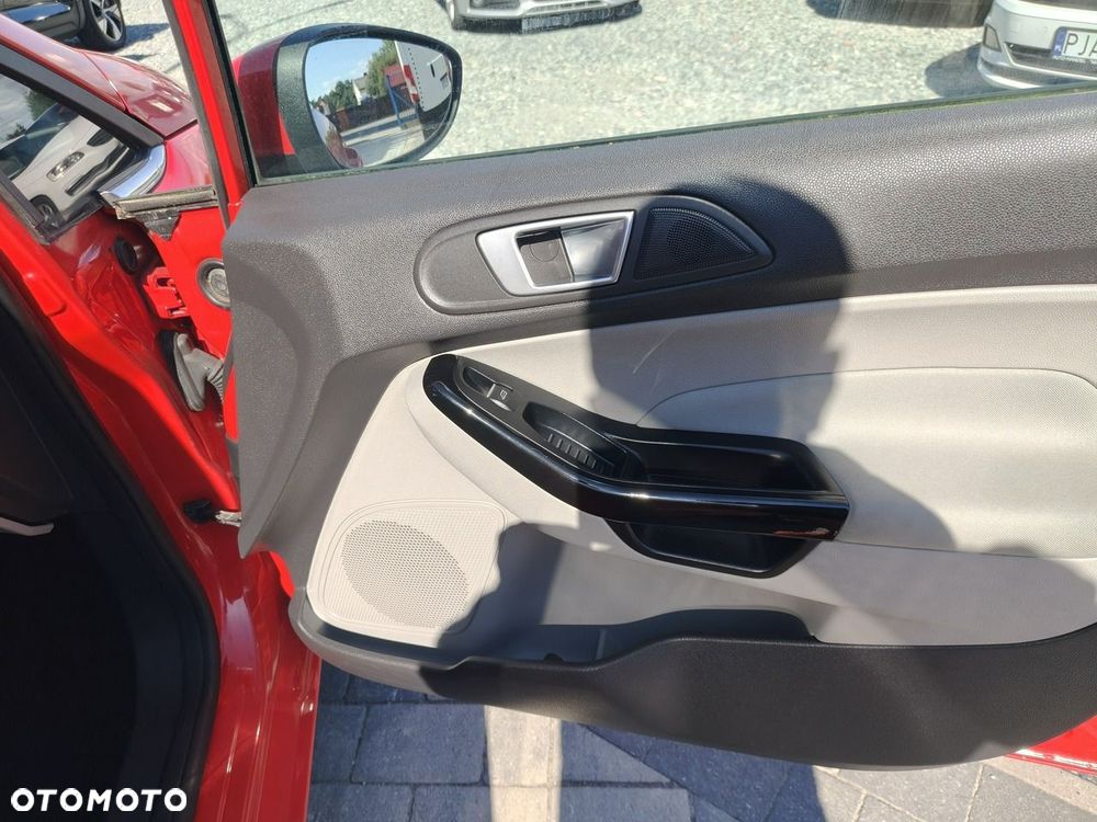 Ford Fiesta 1.0 EcoBoost STart-Stop Trend - 24