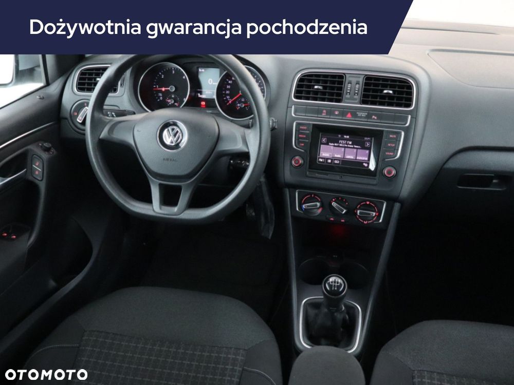 Volkswagen Polo - 9