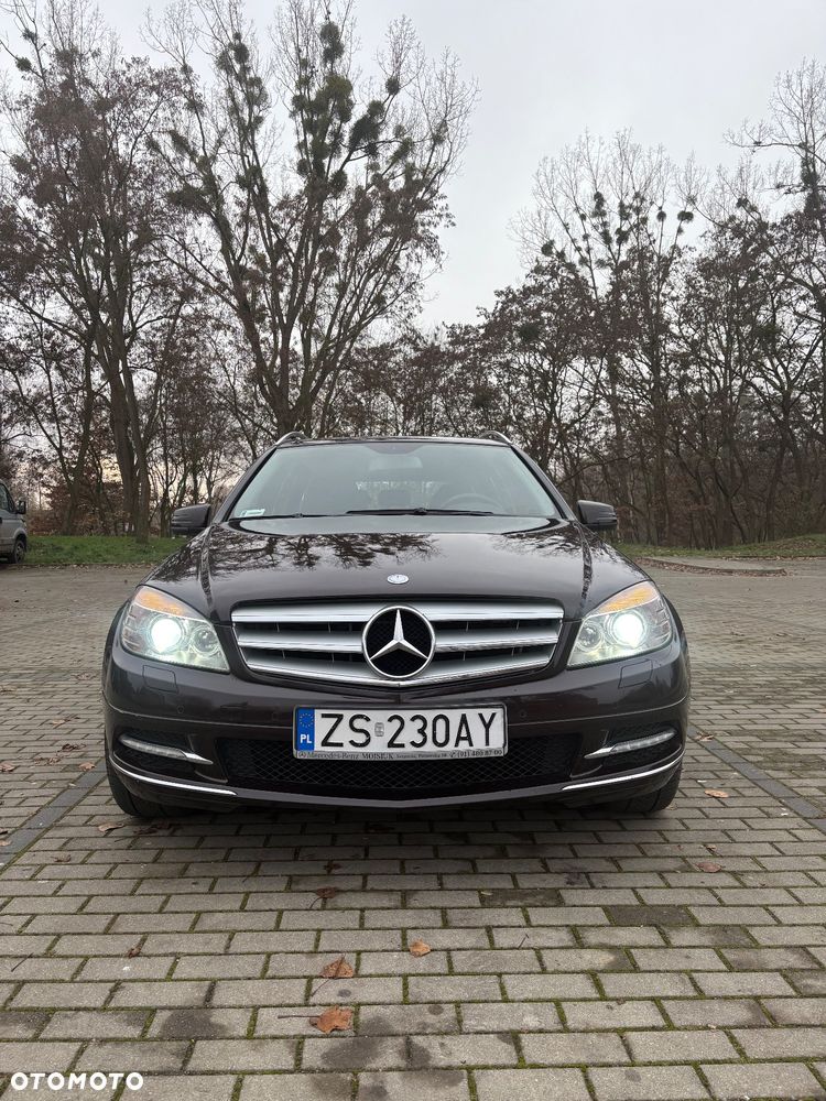 Mercedes-Benz Klasa C 250 CGI Automatik BlueEFFICIENCY Avantgarde - 3