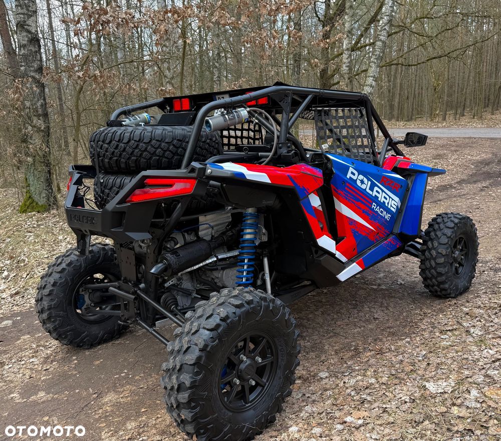 Polaris RZR - 6