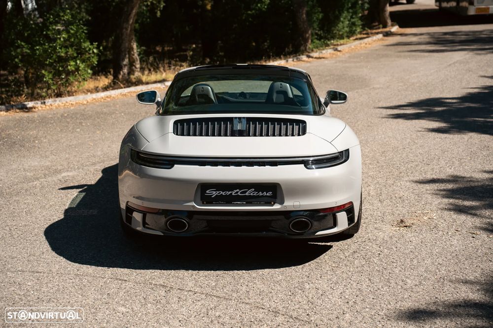 Porsche 911 (992) - 5