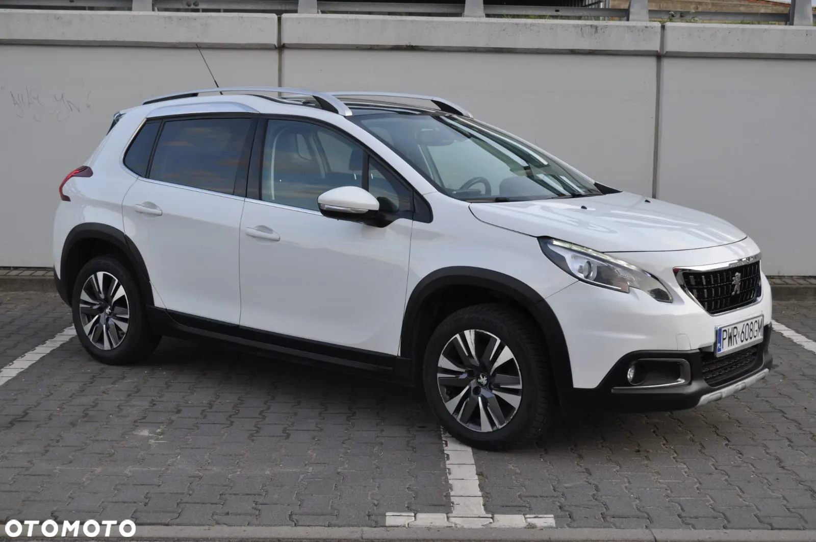 Peugeot 2008 - 3