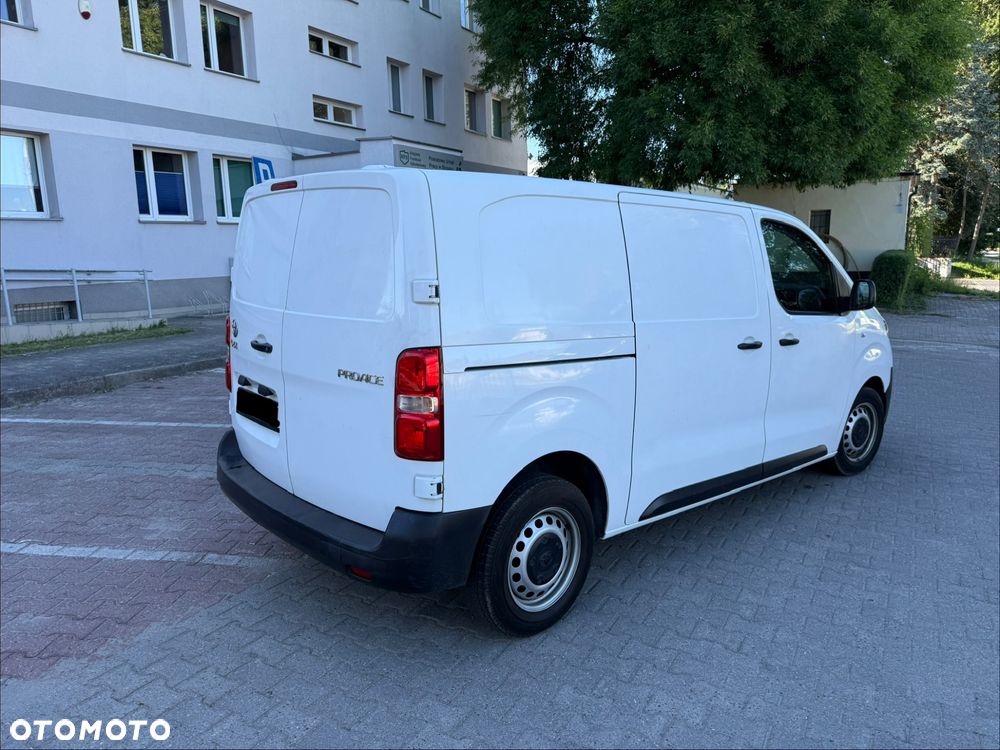 Toyota ProAce - 12