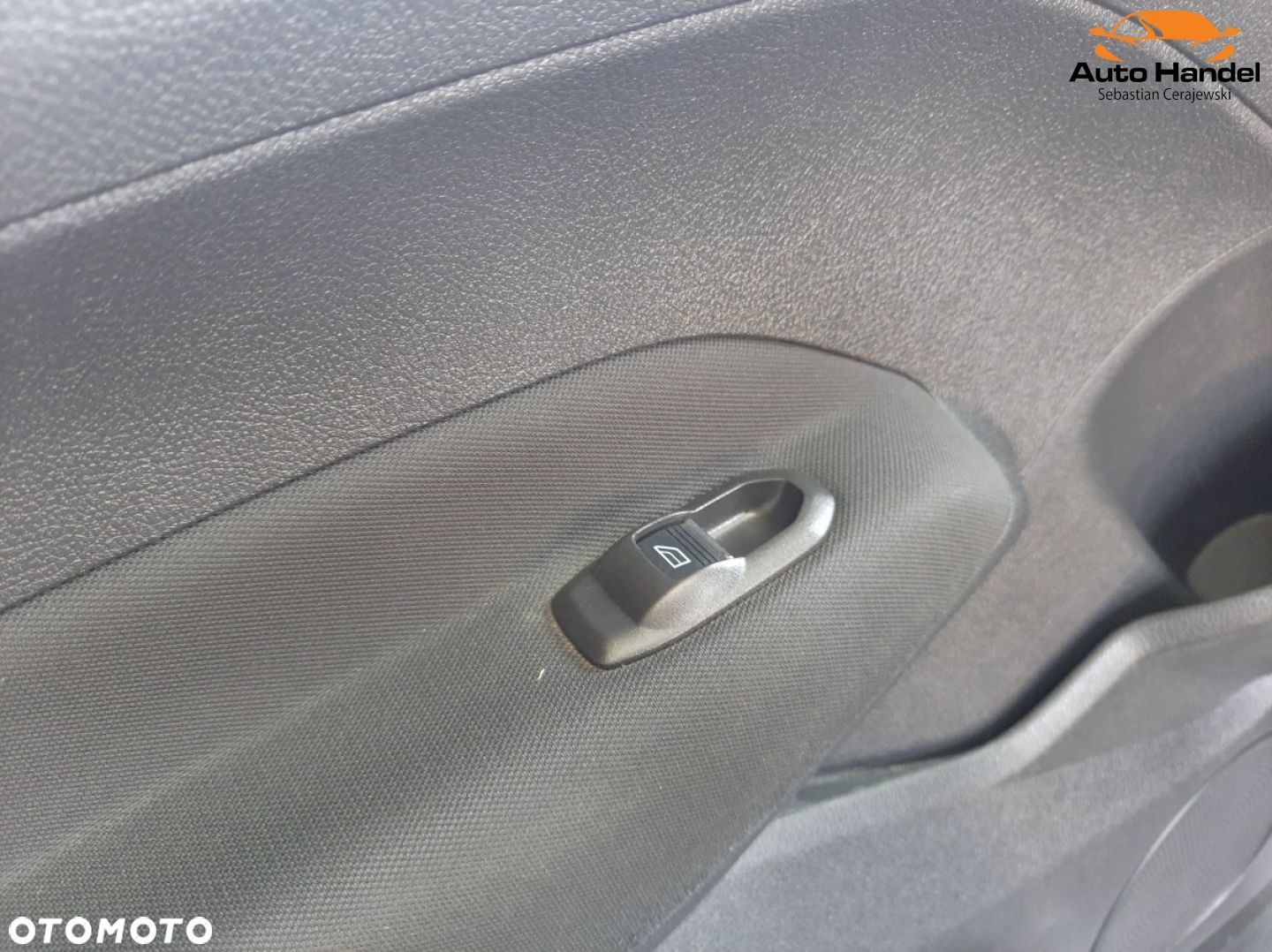 Ford Tourneo Connect Grand - 41