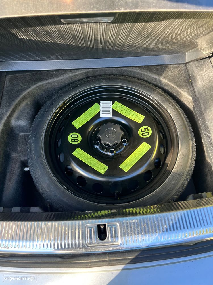 Audi A4 Avant 2.0 TDI Business Line - 12