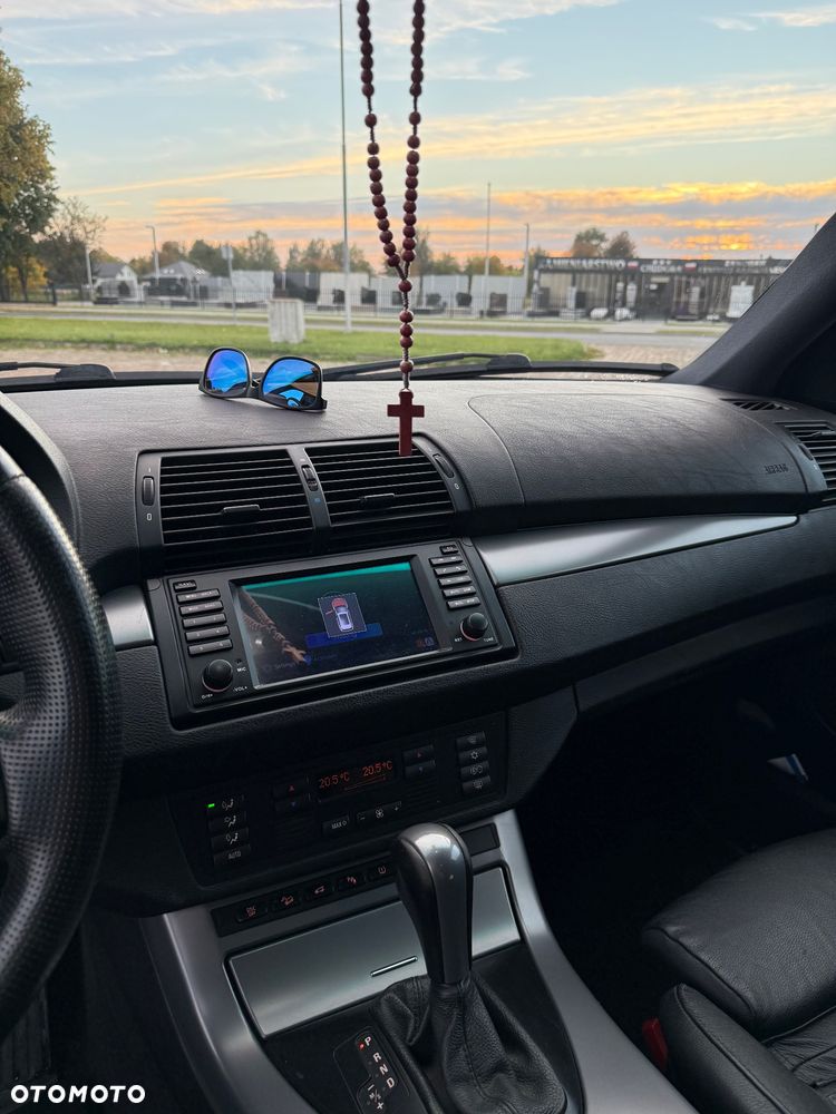 BMW X5 - 12