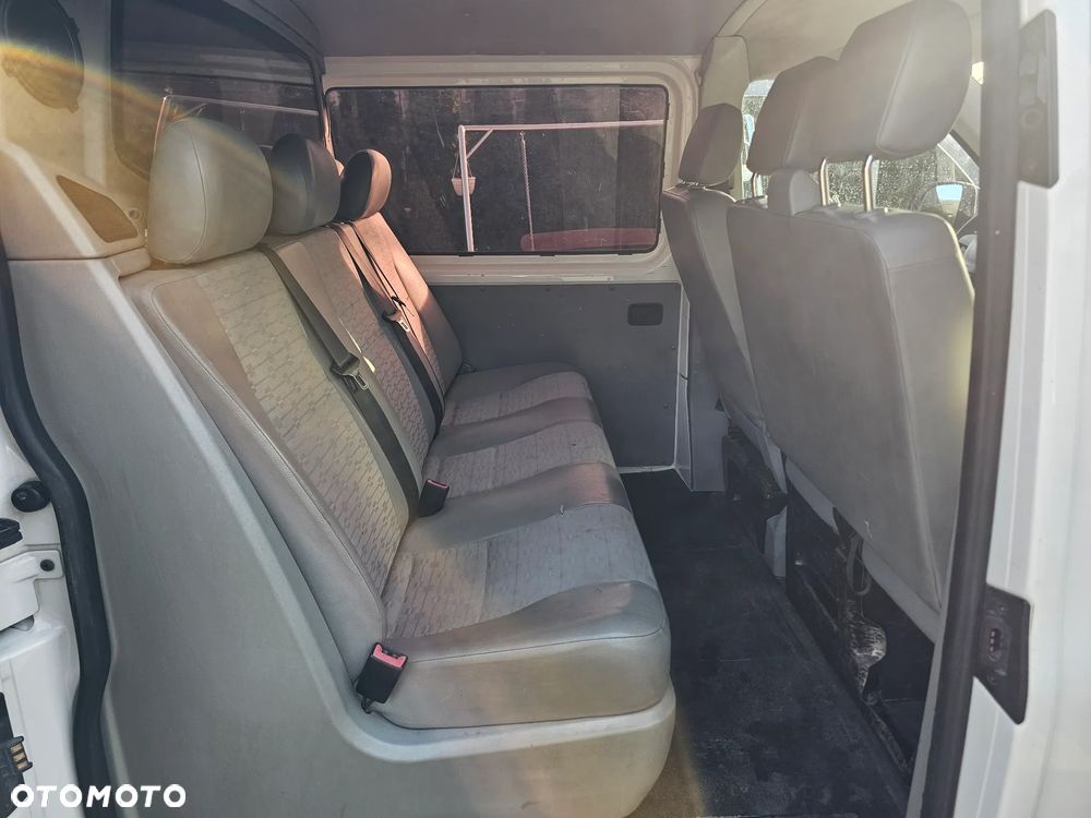 Volkswagen Transporter - 17
