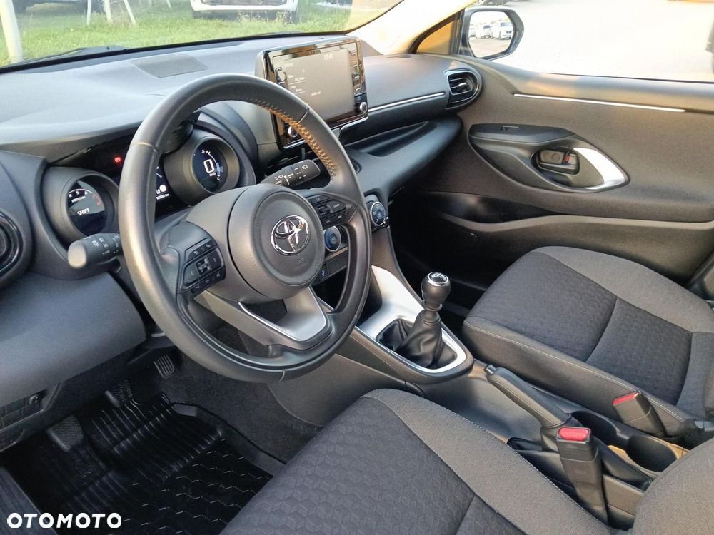 Toyota Yaris - 14