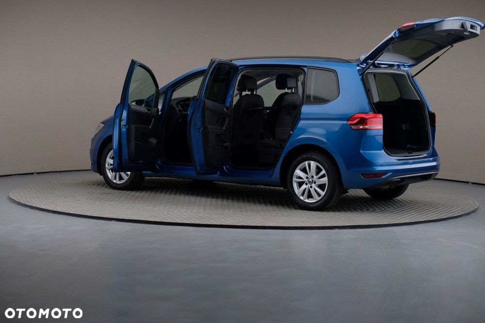 Volkswagen Touran - 7