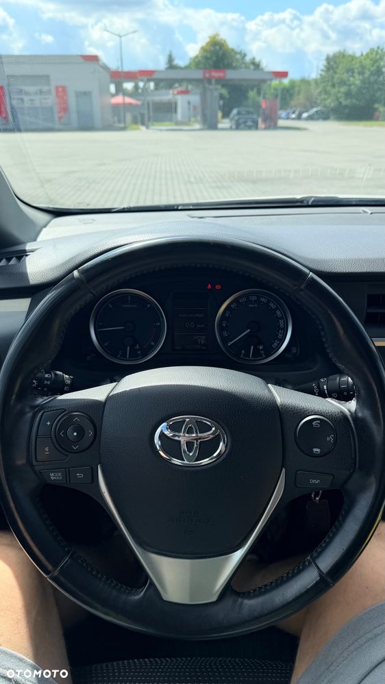 Toyota Auris 2.0 D-4D Prestige - 10