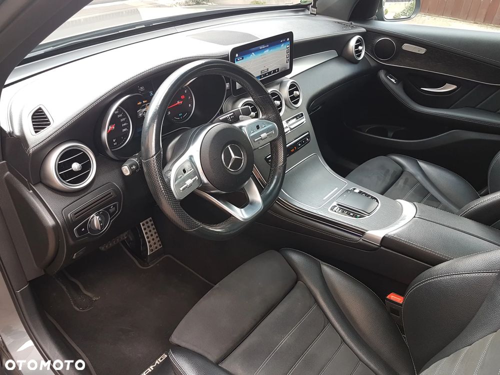 Mercedes-Benz GLC 200 4Matic 9G-TRONIC AMG Line - 21
