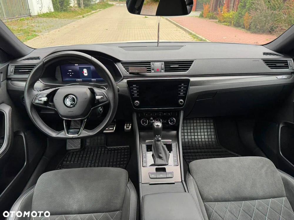 Skoda Superb 2.0 TSI 4x4 Sportline DSG - 17