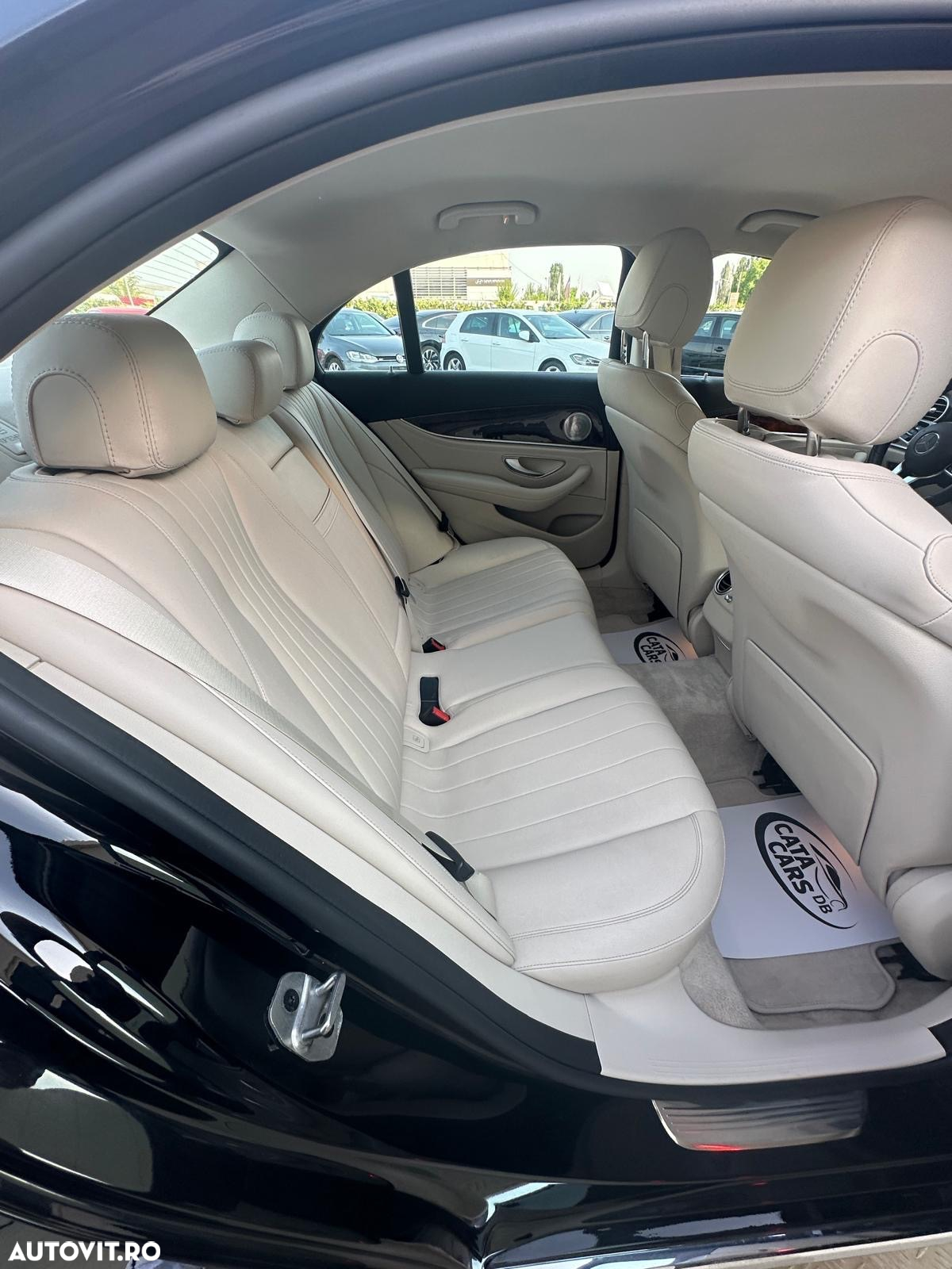 Mercedes-Benz E 220 d 4Matic T 9G-TRONIC Exclusive - 17