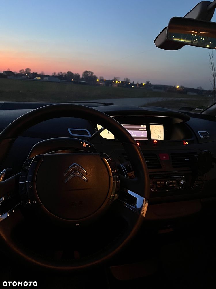 Citroën C4 Picasso 1.6 THP Exclusive - 6