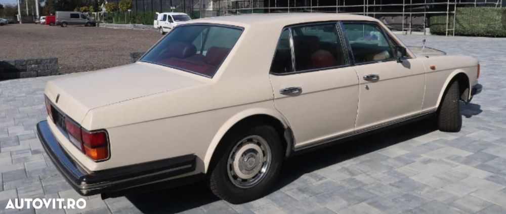 Rolls-Royce Silver Spirit - 3