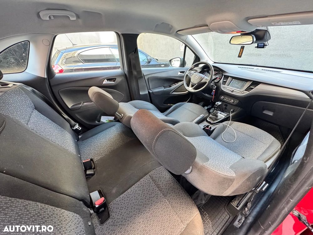 Opel Crossland X 2021 photo 2