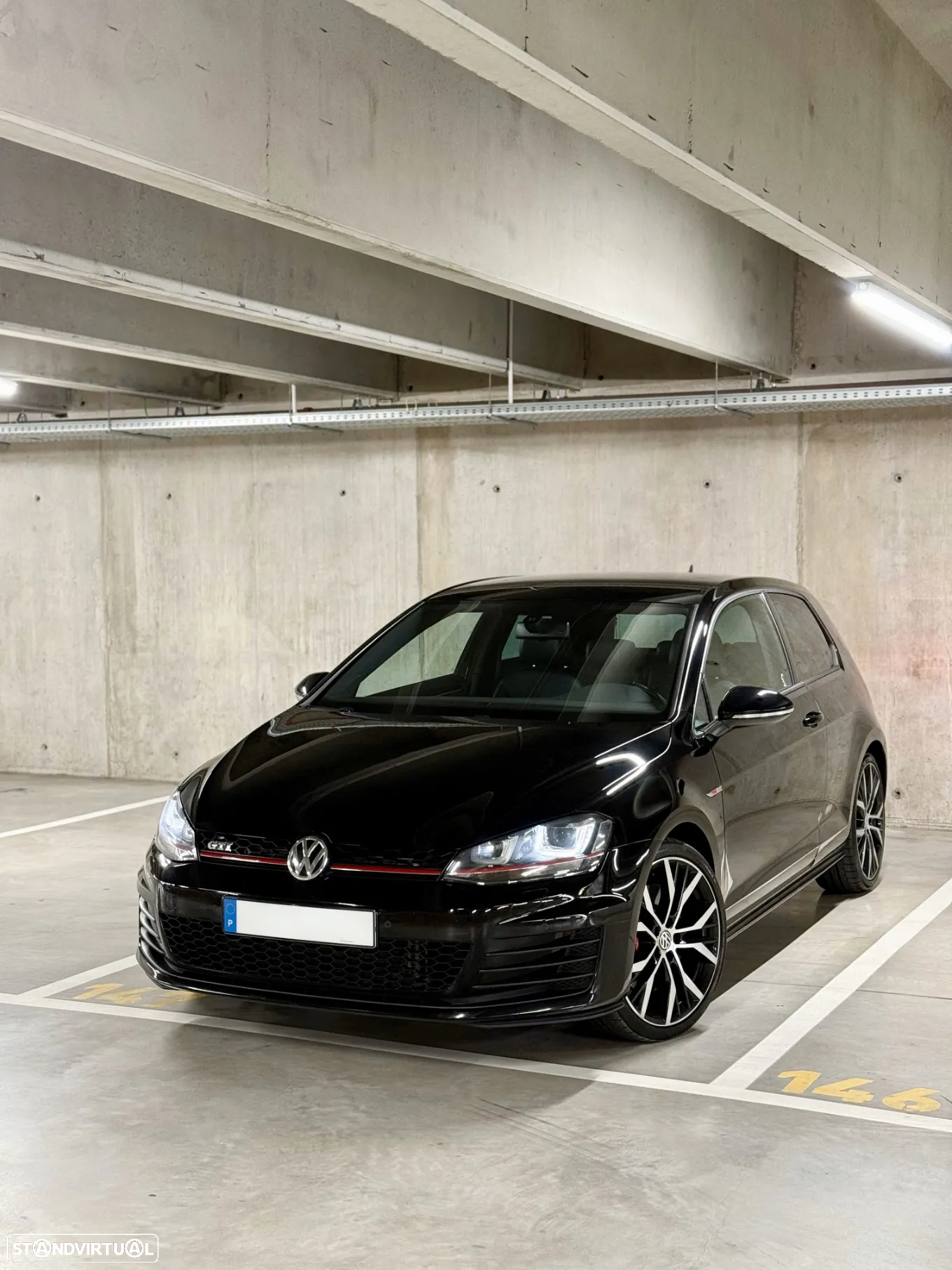 VW Golf 2.0 TSi GTi DSG Performance - 8