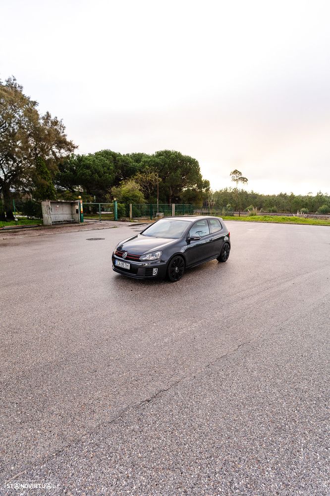 VW Golf 2.0 GTI DSG - 5