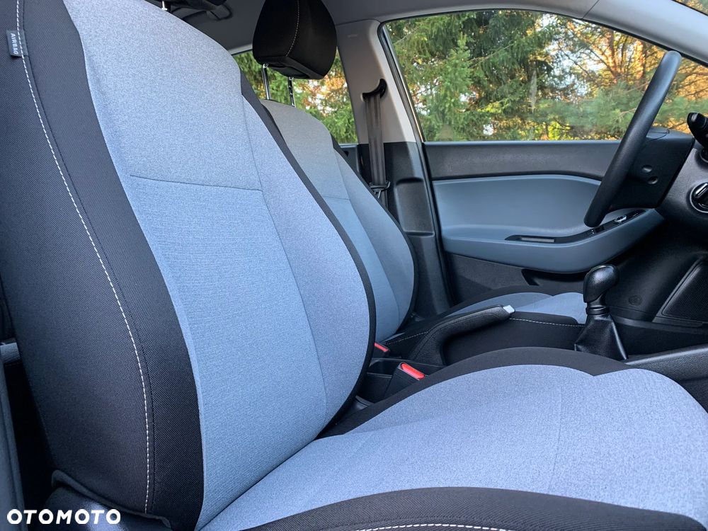 Hyundai i20 1.2 Fifa World Cup Edition - 35