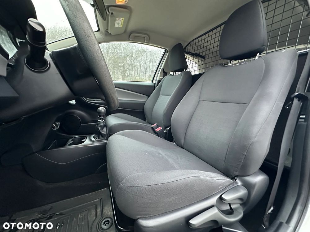 Toyota Yaris 1.5 Active - 10