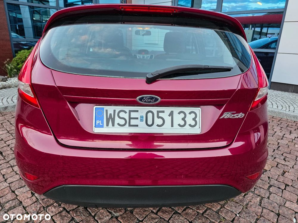 Ford Fiesta - 10