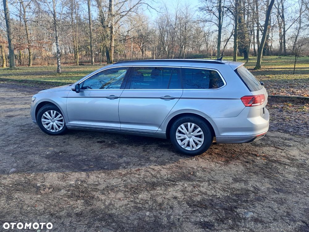 Volkswagen Passat Variant 2.0 TDI (BlueMotion Technology) Comfortline - 3