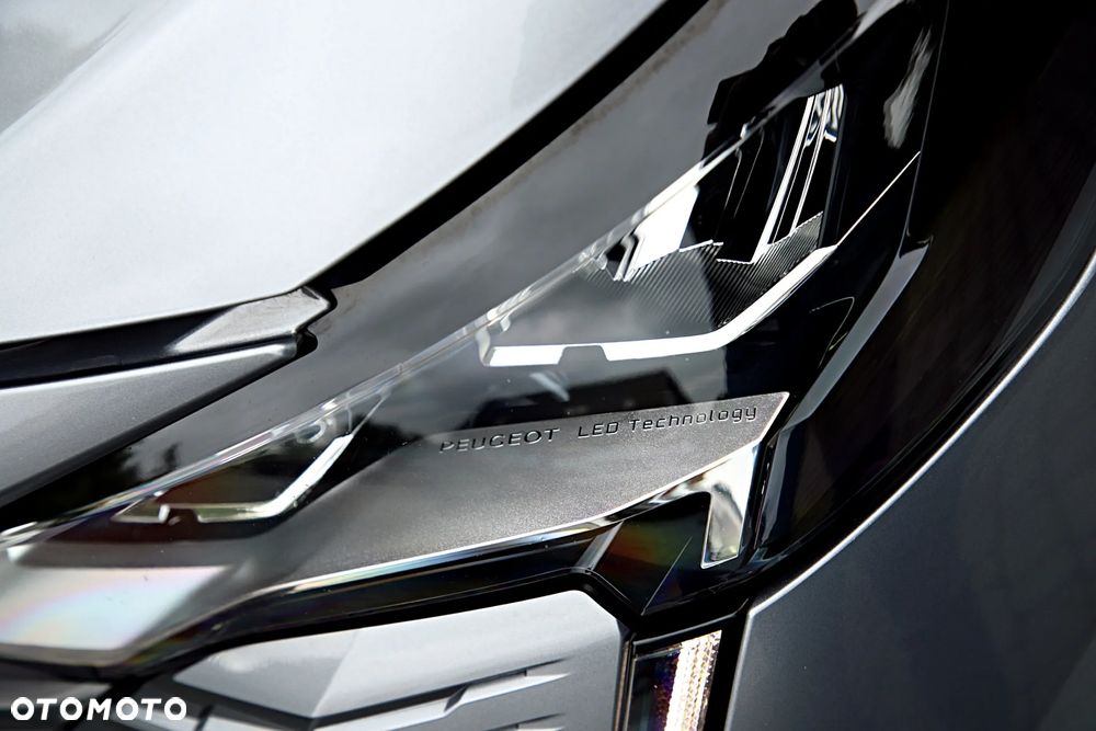 Peugeot 3008 1.2 PureTech Allure Pack S&S EAT8 - 16