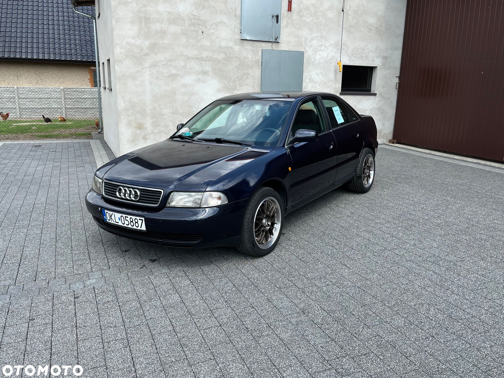 Audi A4 - 1