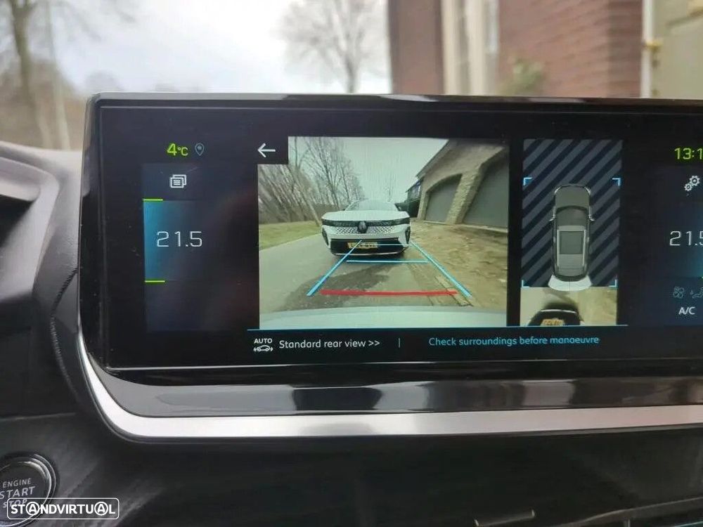 Peugeot e-2008 50 kWh GT - 8