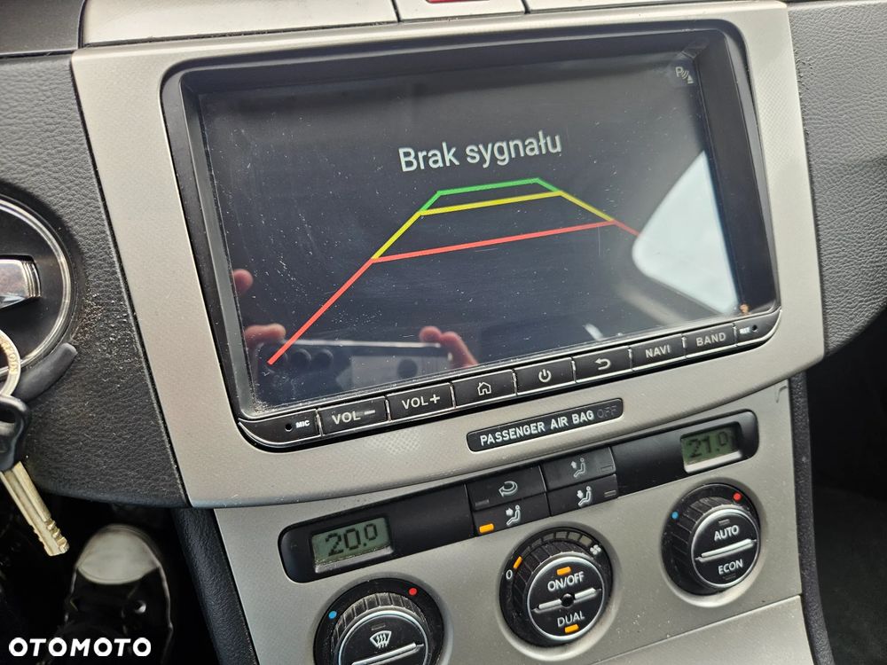 Volkswagen Passat 1.9 TDI Comfortline - 25