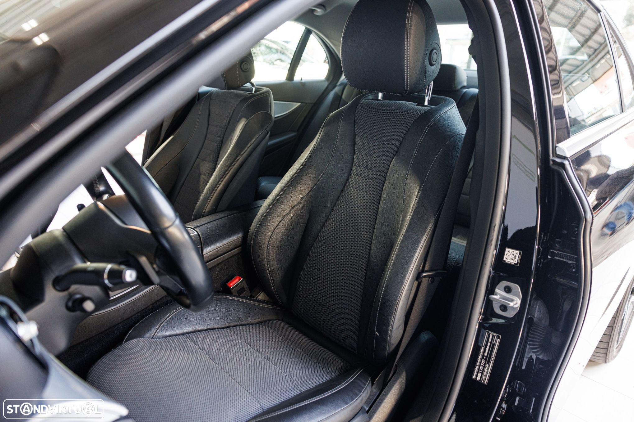 Mercedes-Benz E 300 de Avantgarde - 23